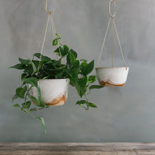 Load image into Gallery viewer, Leaf &amp; Thread Hanging Planter - Glacier
