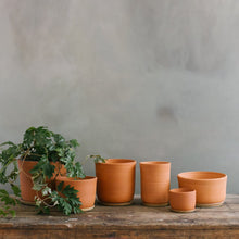 Load image into Gallery viewer, Leaf and Thread Stoneware Planter - Terracotta
