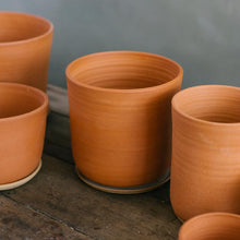 Load image into Gallery viewer, Leaf and Thread Stoneware Planter - Terracotta
